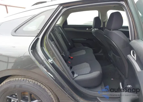 2026 Kia K5 Lxs Fwd from USA, damaged, VIN KNAG24J7XT5425693